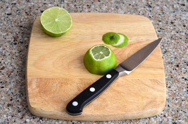 Tutorial: How to Make A Grass Skirt Tiki Garnish out of a Lime