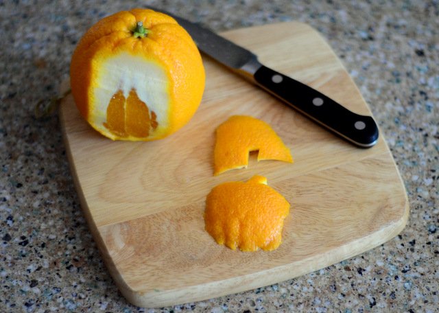 How to Make A Jack-o-Lantern Cocktail Garnish, Step 2