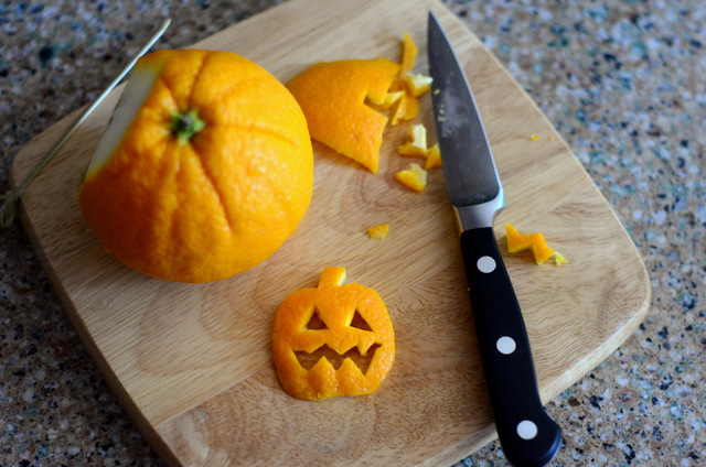 How to Make A Jack-o-Lantern Cocktail Garnish