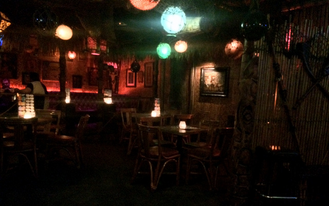 Frankie's Tiki Room, Las Vegas - Interior