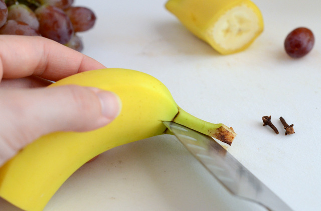 Modern Tiki Garnish: How to Make a Banana Dolphin