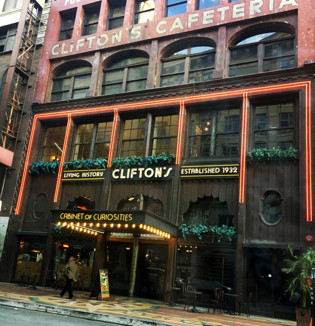 Clifton's Republic, Los Angeles